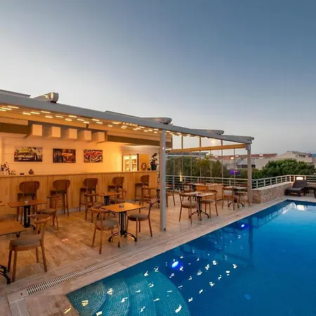 Twins Hotel Cesme