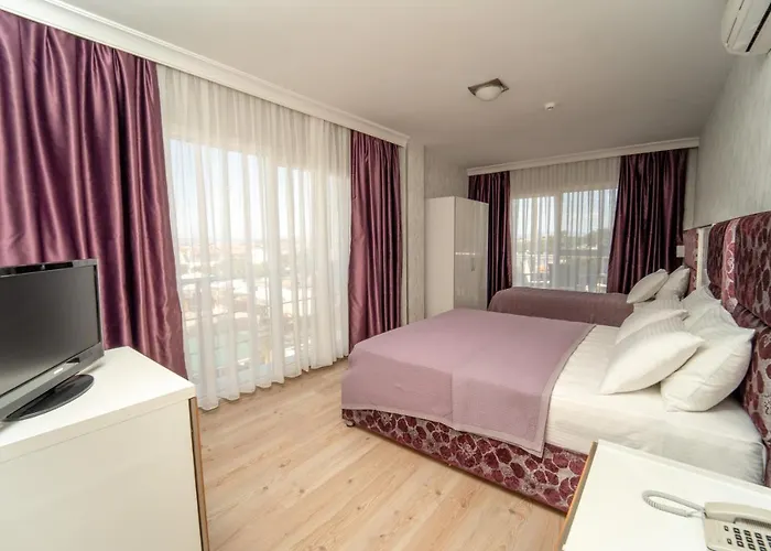 Готель Twins 2*