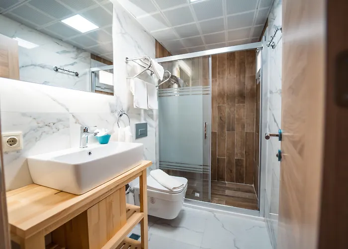 Готель Twins 2*