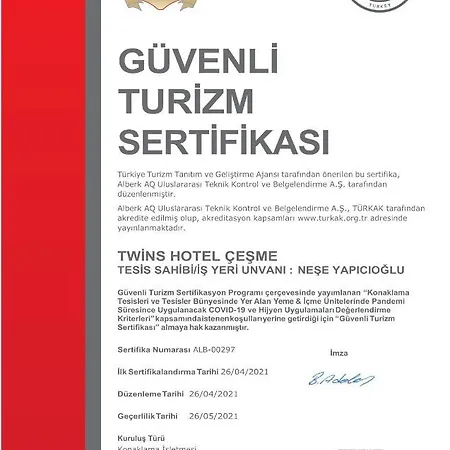 Otel Twins Çeşme