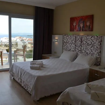 Twins Cesme