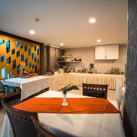 Twins Hotel Cesme